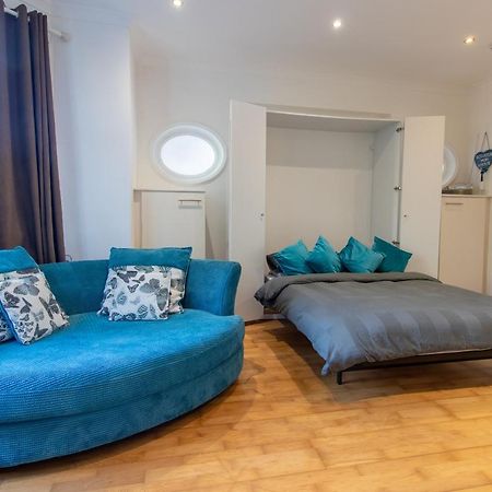 Spacious And Light Flat In Clapham ลอนดอน ภายนอก รูปภาพ