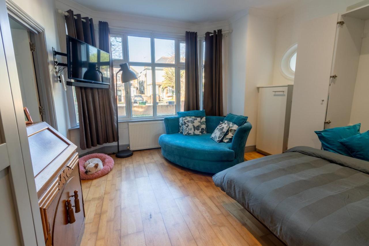 Spacious And Light Flat In Clapham ลอนดอน ภายนอก รูปภาพ